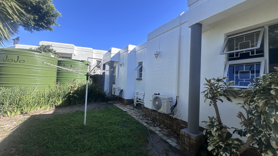 2 Bedroom Property for Sale in Lovemore Heights Estate Eastern Cape
